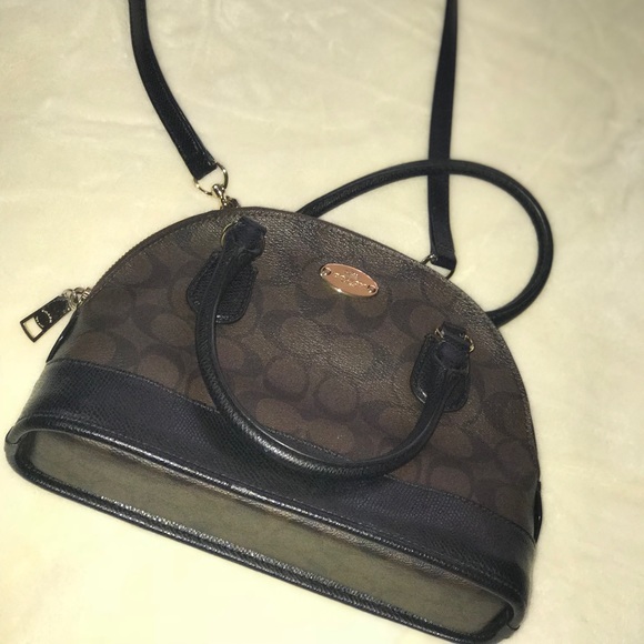 Coach purse - Picture 2 of 3